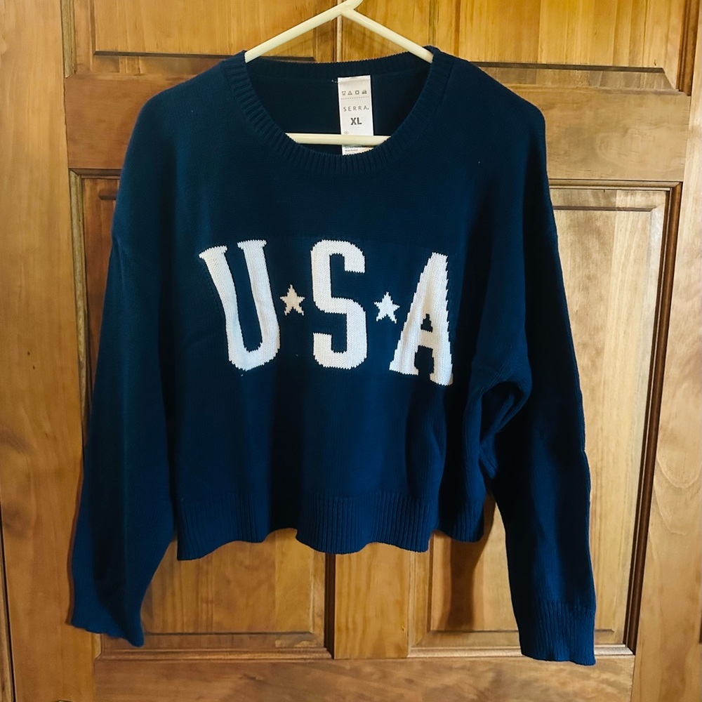 USA sweater! Cute Navy crop American patriotic sweatshirt women’s size XL!